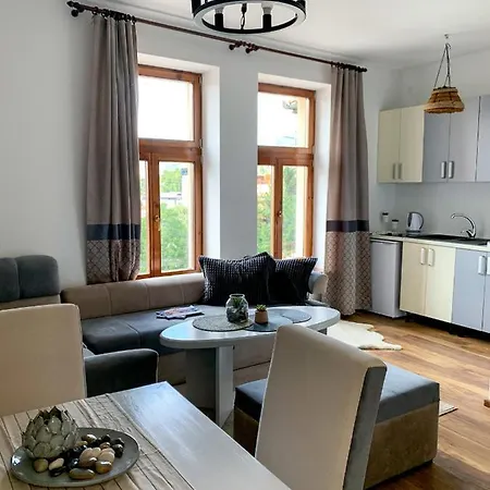 Apartmanhotel Adelaida