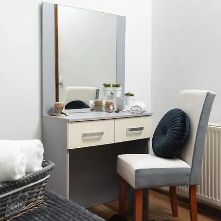 Apartmanhotel Adelaida 4*