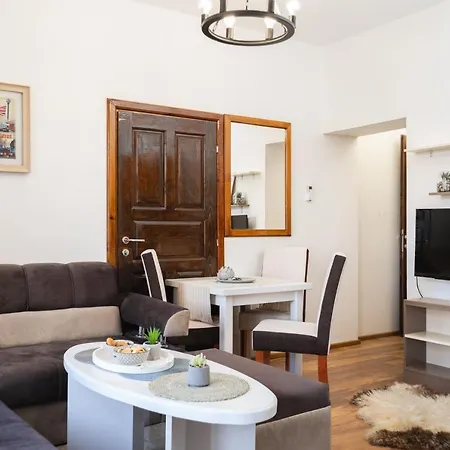 Aparthotel Adelaida Sarajevo