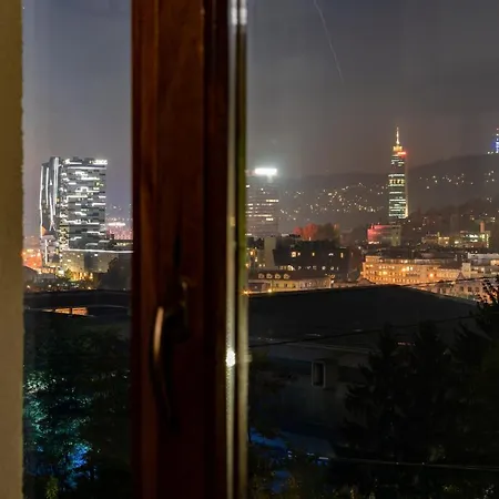 Adelaida Apartmanhotel 4*