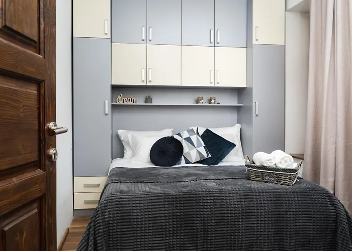 Adelaida アパートホテル サラエヴォ